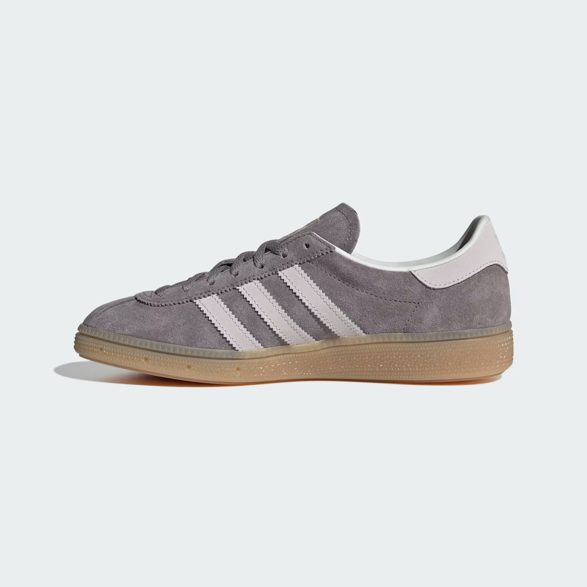 Alternative view of Giày adidas Muenchen ‘Taupe Oxide’ IH4223