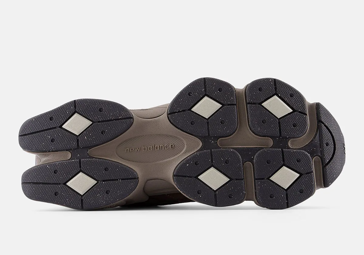 Alternative view of Giày New Balance 9060 'Brown' U9060493