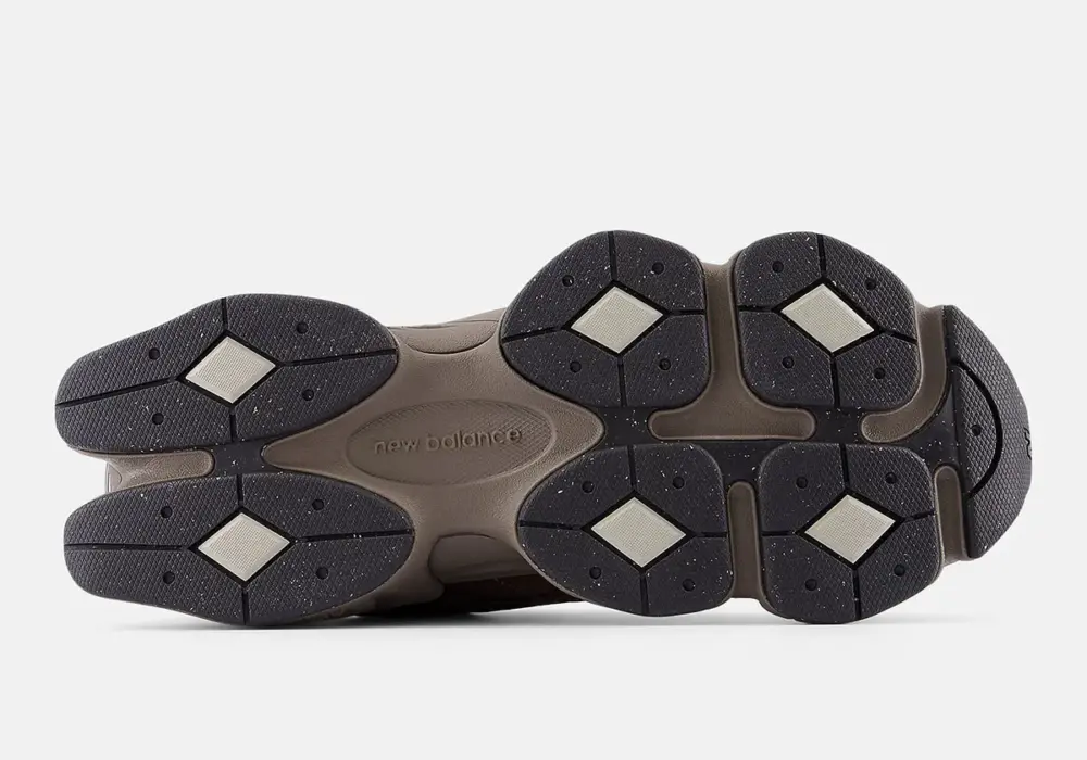 Alternative view of Giày New Balance 9060 'Brown' U9060493