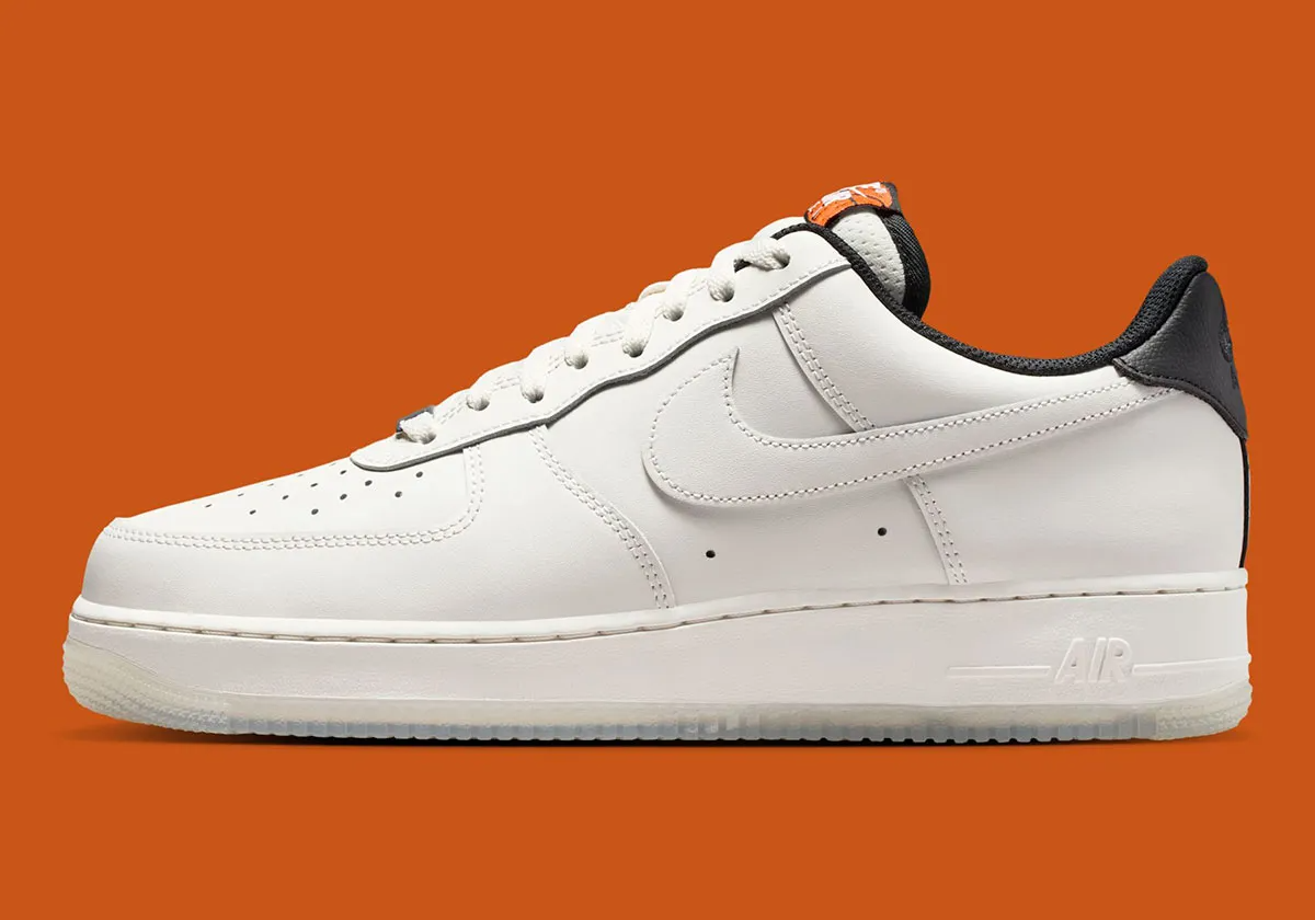 Alternative view of Giày Nike Air Force 1 Low ’07 ‘NBA Phantom’ IQ0293-030