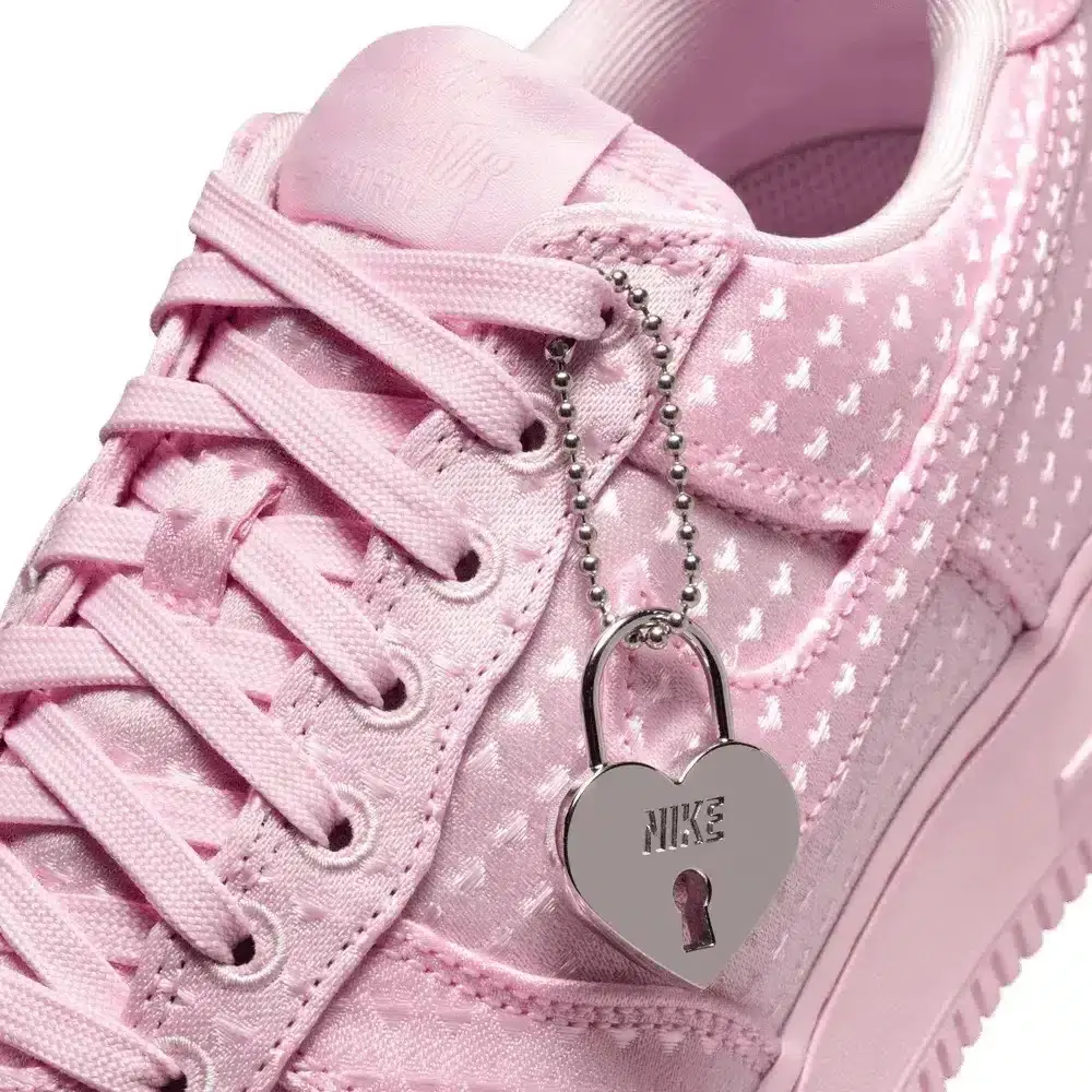 Giày Nike Air Force 1 Low ‘Valentine’s Day Pink Foam’ IQ9965-601 - Ảnh 3