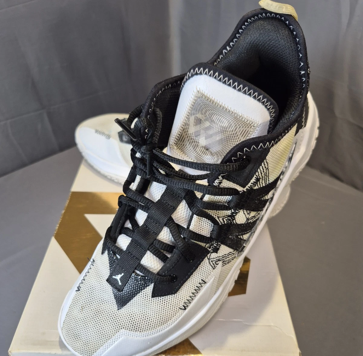 Alternative view of Giày Nike Air Jordan Westbrook ‘White Marble’ CW2457-100