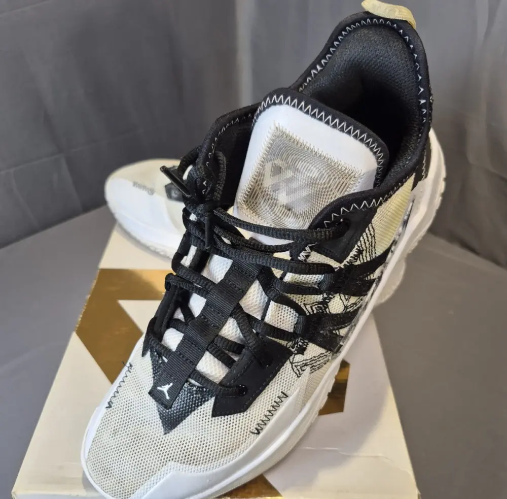 Alternative view of Giày Nike Air Jordan Westbrook ‘White Marble’ CW2457-100