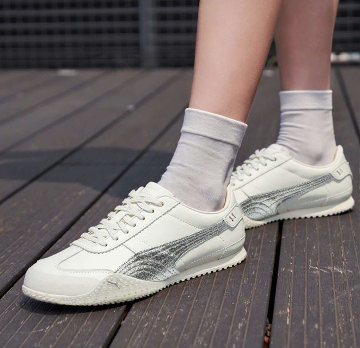Alternative view of Giày Puma Bella UT GLITTER 'White' 406462-01