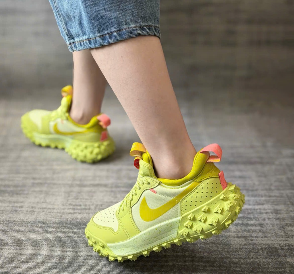 Alternative view of Giày Nike Air Jordan 1 Low A/T 'Light Lemon Twist' FV4227-700