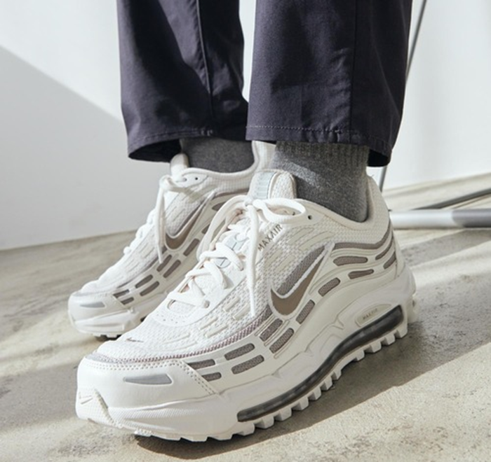 Alternative view of Giày Nike Air Max TL 2.5 'Phantom' FZ4110-012