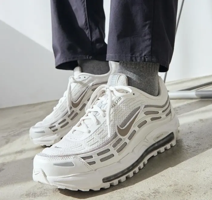 Alternative view of Giày Nike Air Max TL 2.5 'Phantom' FZ4110-012