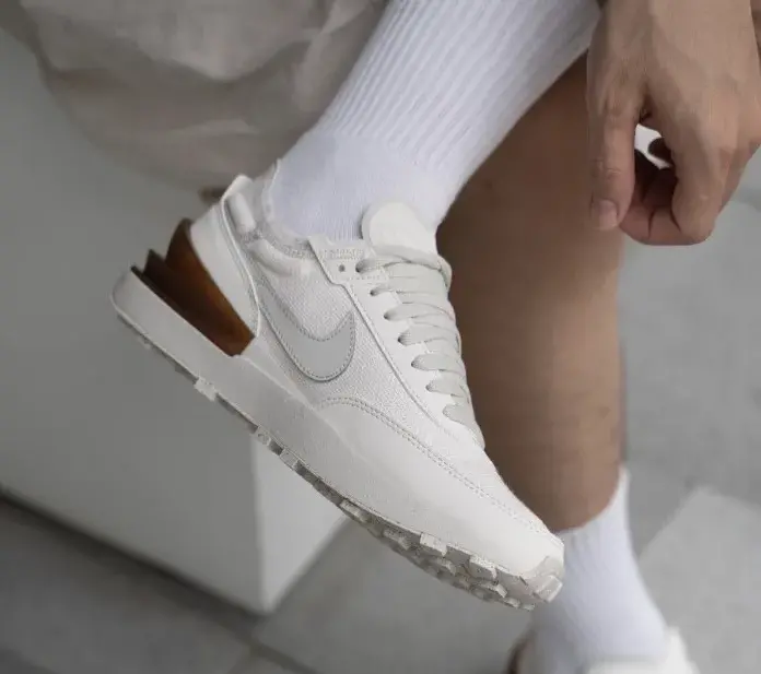 Alternative view of Giày Nike Waffle One SE ‘Phantom Light’ DV7192-001