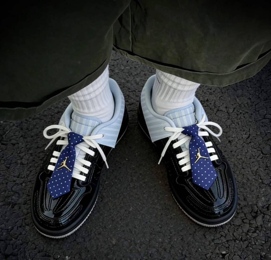 Alternative view of Giày Nike Jordan 1 Low Method of Make V3 Suit & Tie 'Black' IR7554-001