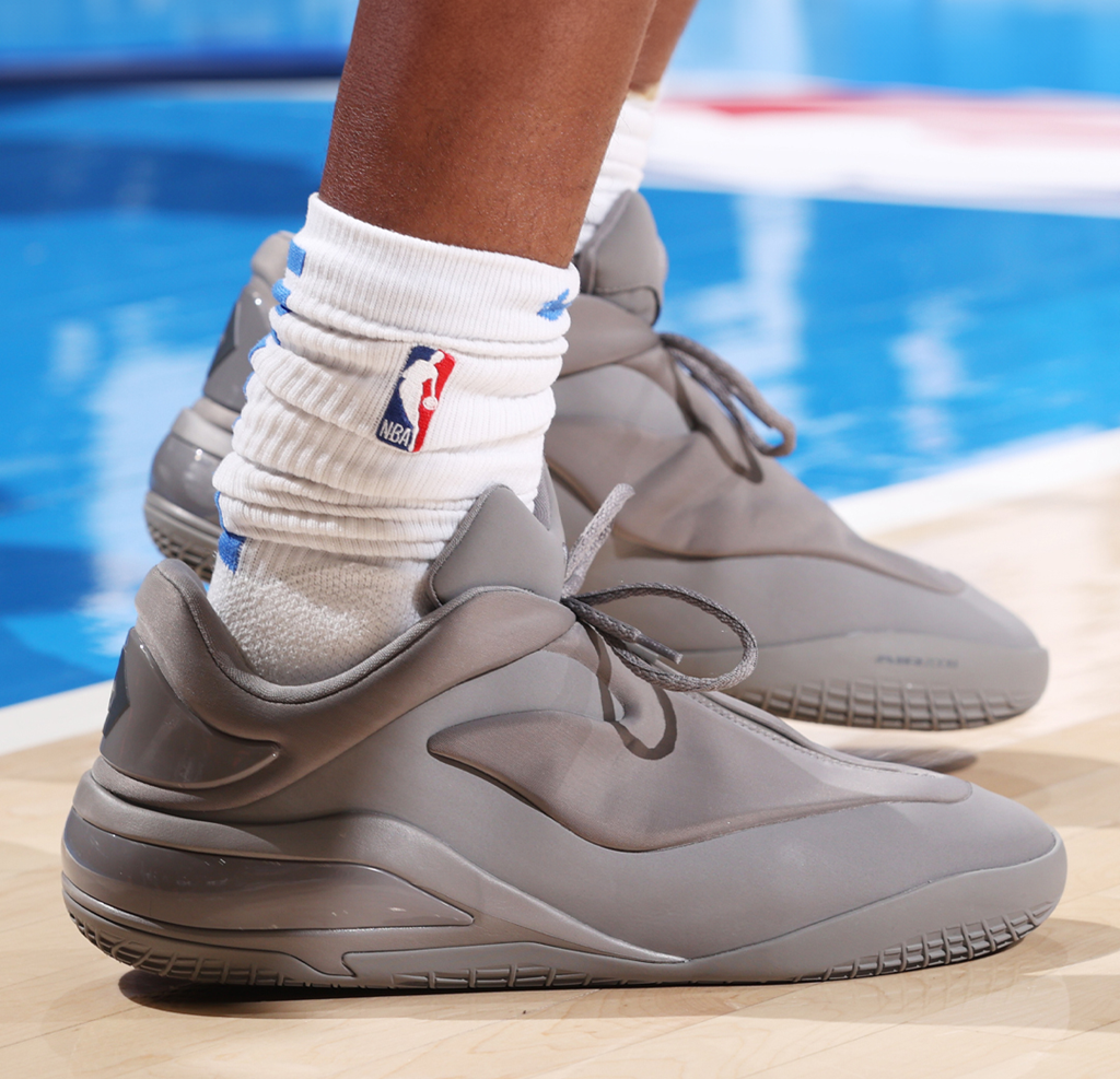 Alternative view of Giày Converse SHAI 001 'Ares Gray' A19837C