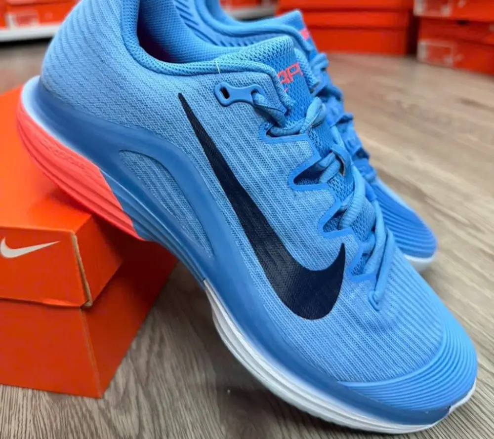 Alternative view of Giày Nike Vapor 12 ‘University Blue’ FV5552-403