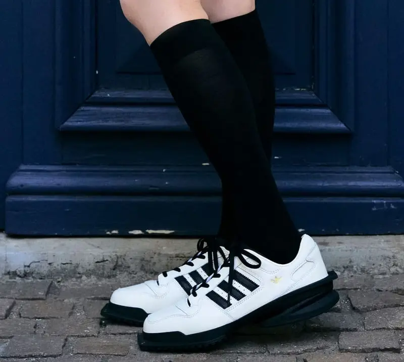 Alternative view of Giày Adidas Forum Cubism ‘White Black’ JR9744