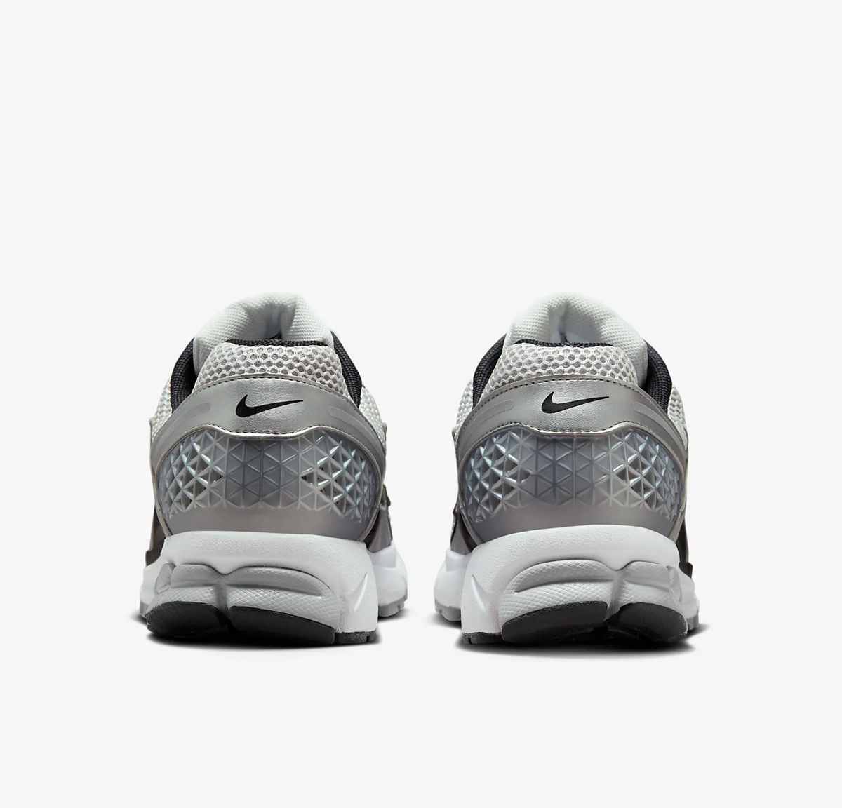 Giày Nike Air Zoom Vomero 5 ‘Metallic Silver Black’ FJ4151-004 - Ảnh 5
