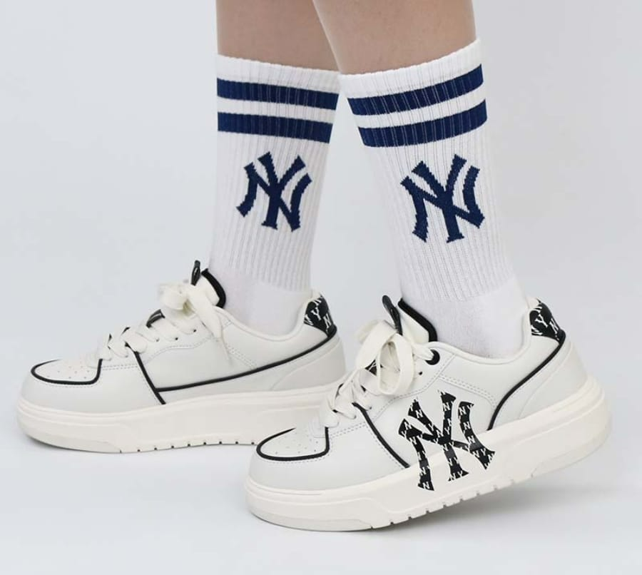 Alternative view of Giày MLB Chunky Liner NY ‘White Black’ 3ASXCLR3N-50WHS