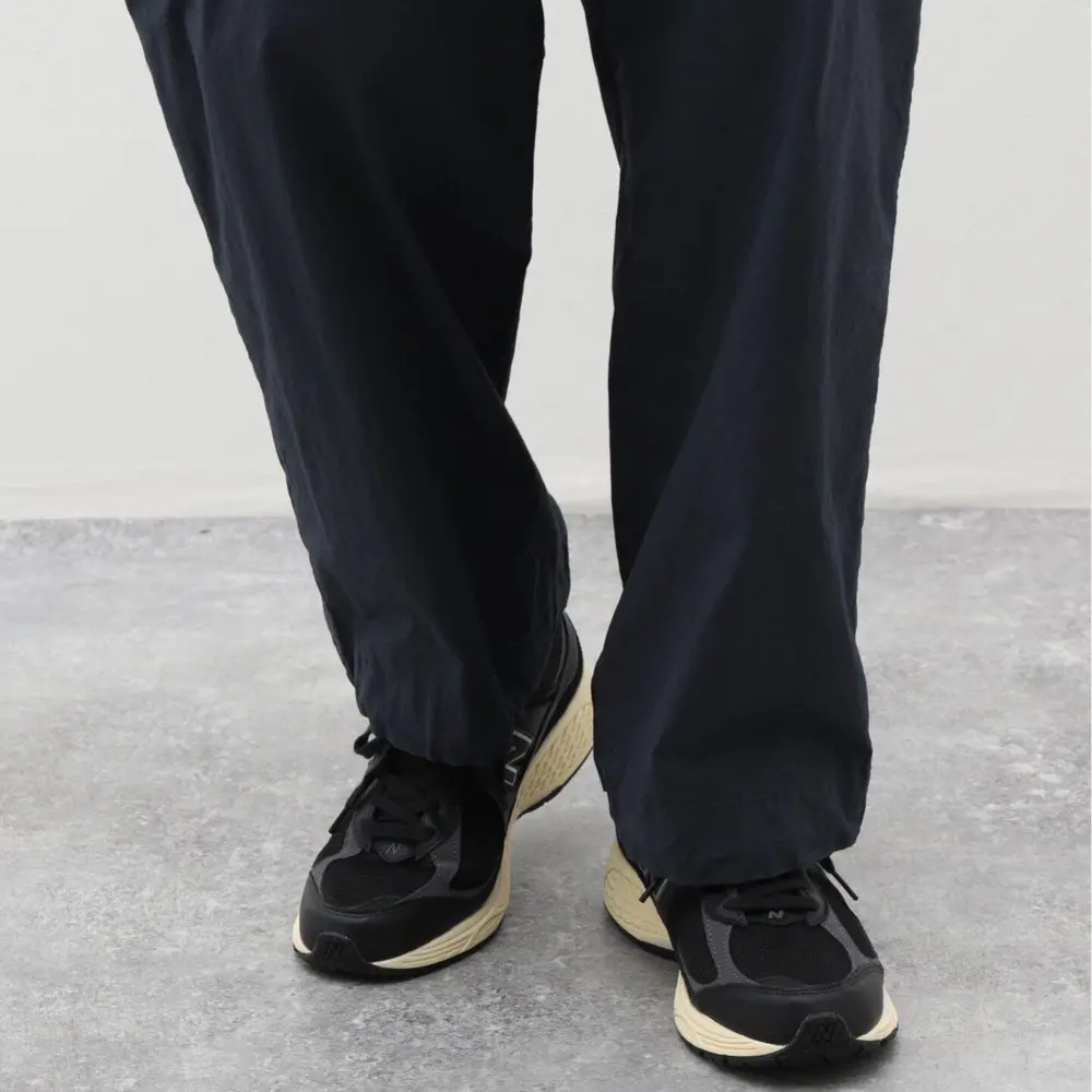 Alternative view of Giày New Balance 2002R ‘Leather Pack – Vintage Black’ M2002RIB
