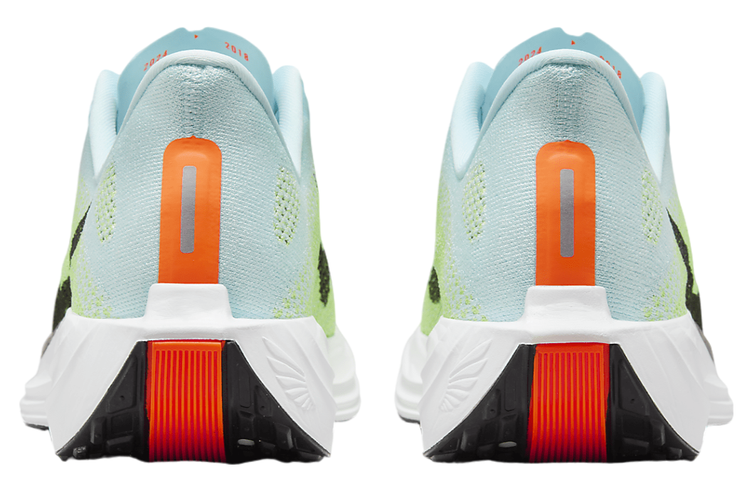 Alternative view of Giày Nike Pegasus Plus ‘Glacier Blue Life Lime’ FQ7262-400