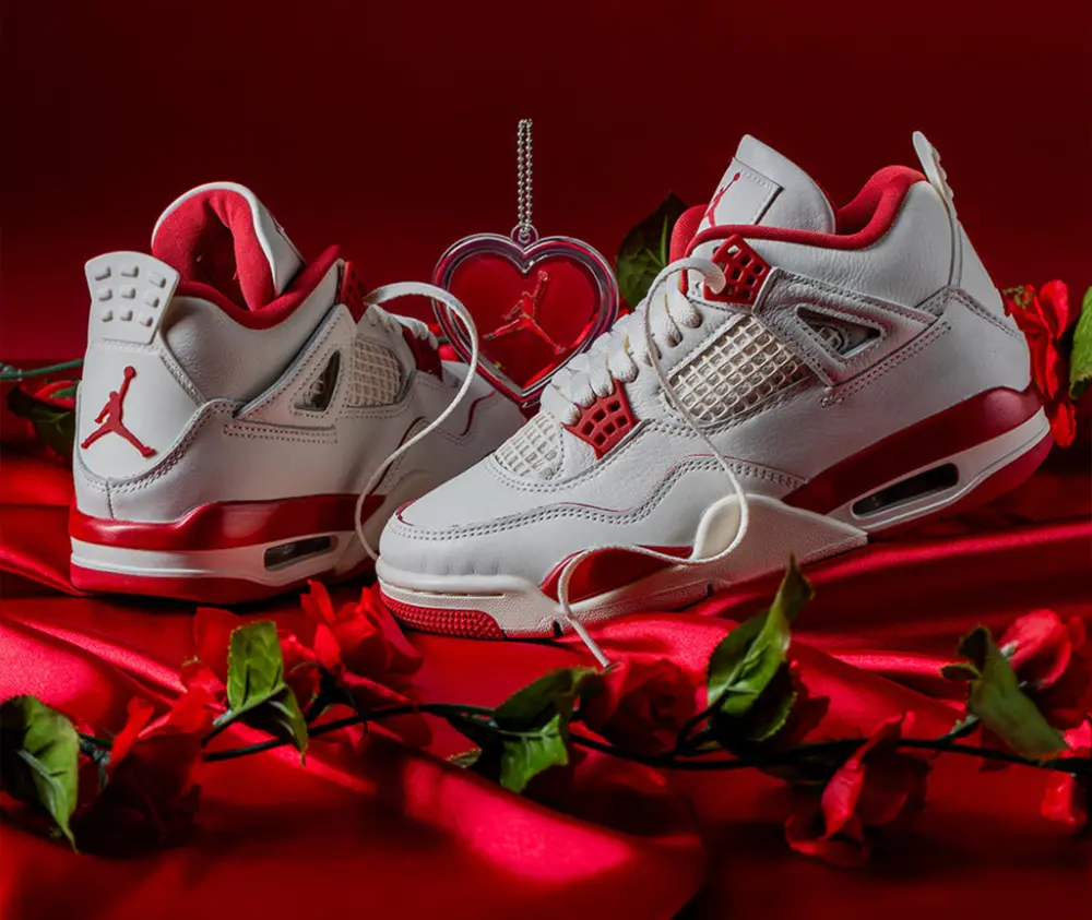 Giày Nike Air Jordan 4 Retro ‘Valentine’s Day’ HV0823-108 - Ảnh 6