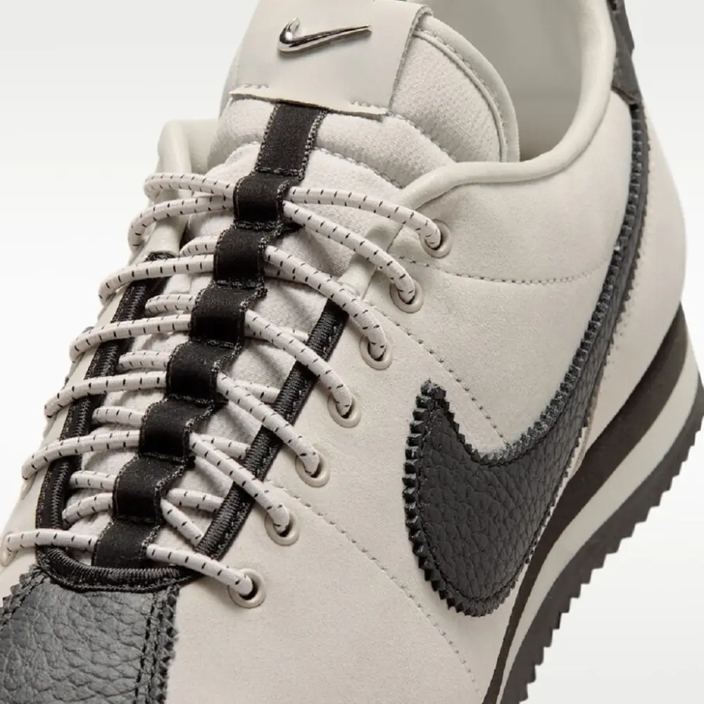 Alternative view of Giày Nike × SWDC Cortez ‘Light Iron Ore’ II5708-003