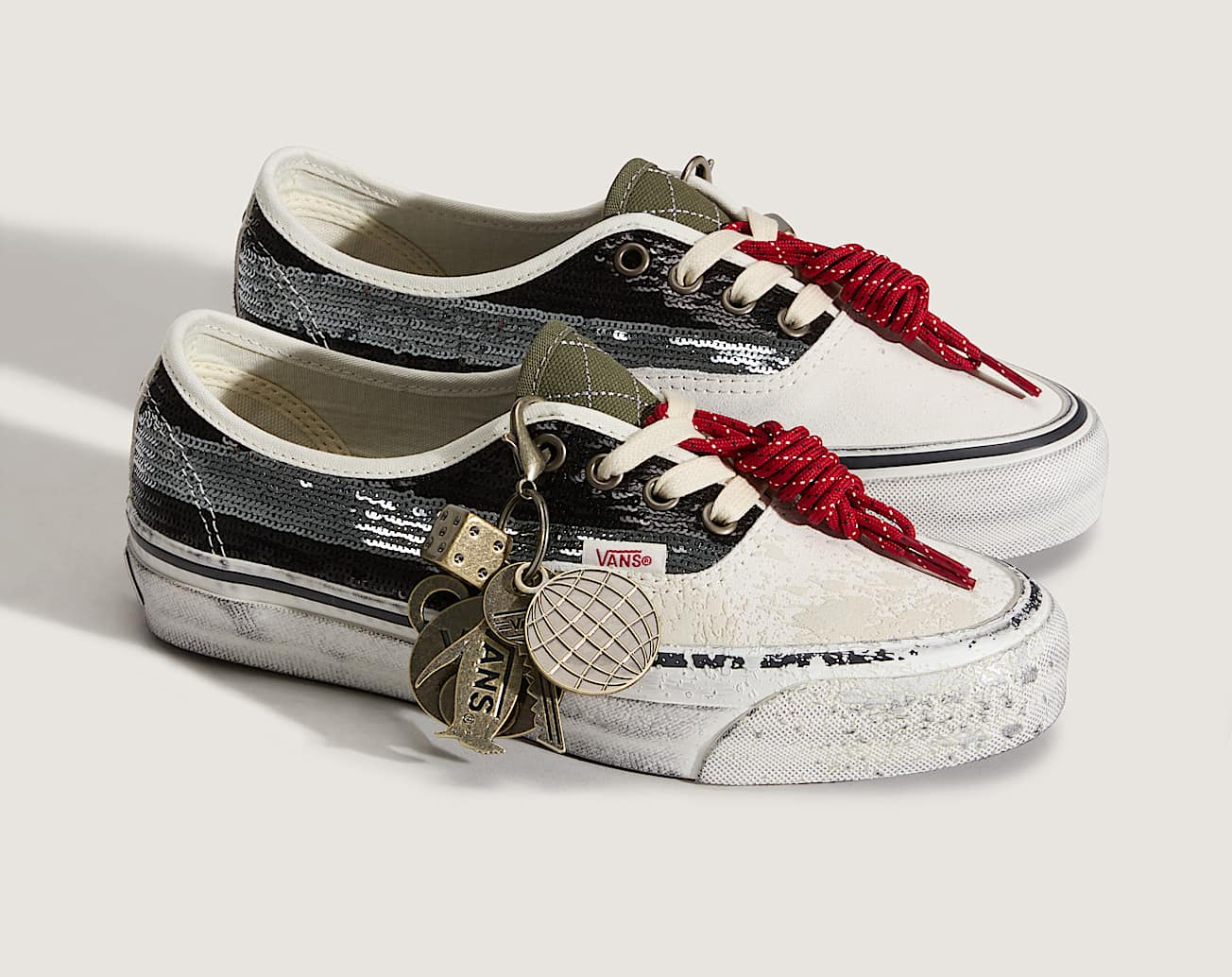 Alternative view of Giày Vans Premium Authentic ‘Black White’ VN000DB8MCG