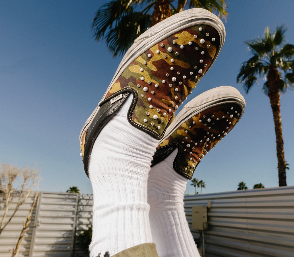 Alternative view of Giày Vans Premium Classic Slip-On 'Camo Black' VN000D9PCAK