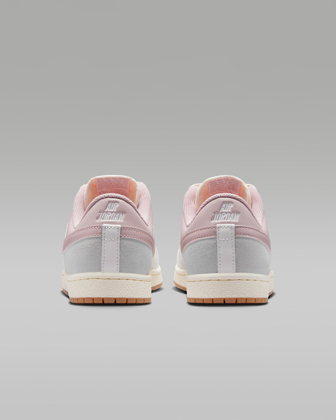 Alternative view of Giày Nike Air Jordan Skyline Low 'Summit White' IQ0704-100