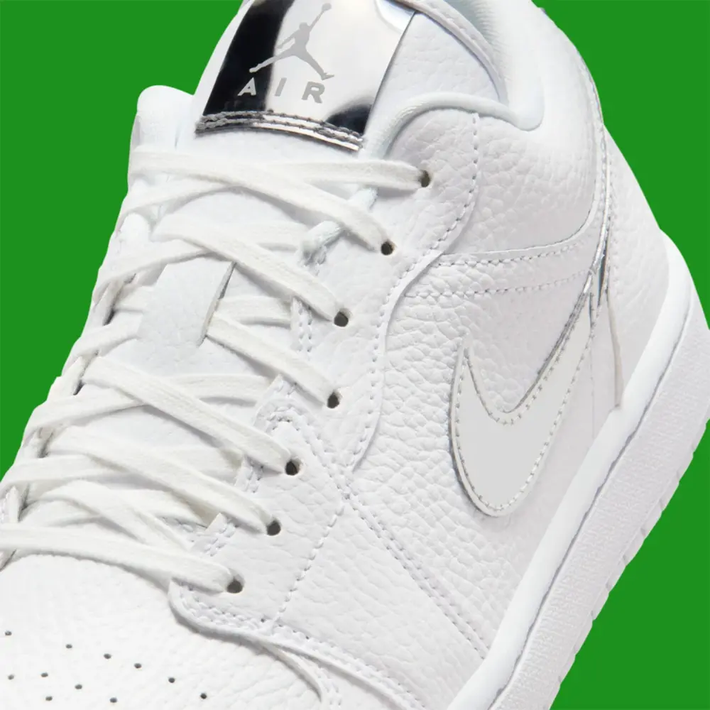 Giày Nike Air Jordan 1 Low SE 'Metallic Silver' IQ9381-100 - Ảnh 3