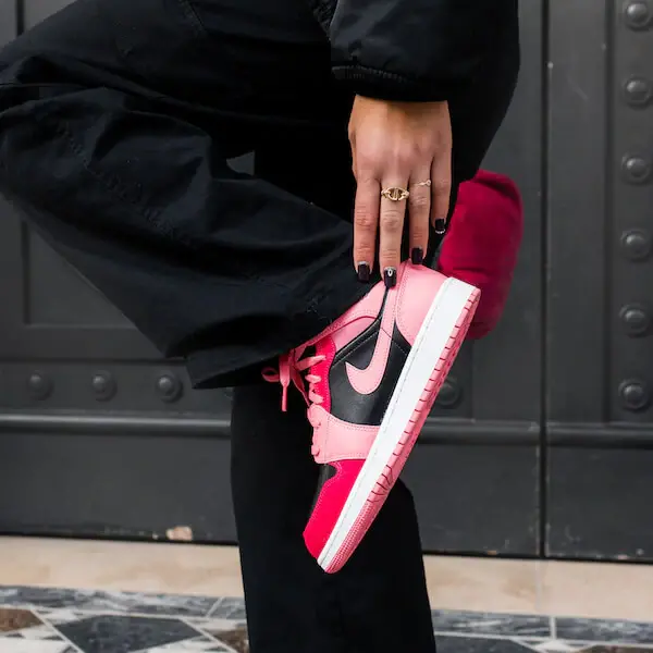 Giày Nike Air Jordan 1 Mid ‘Coral Chalk’ 554725-662 - Ảnh 4