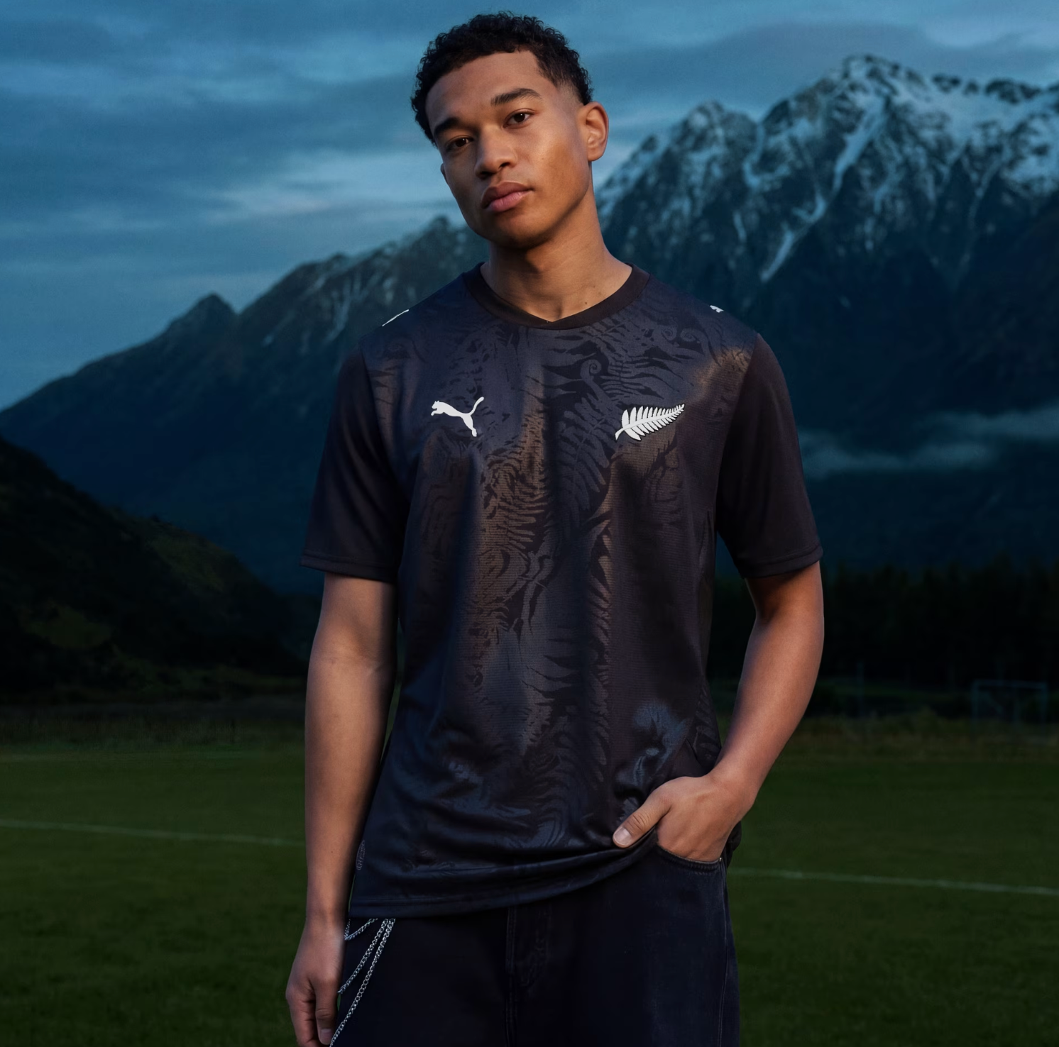 Alternative view of Áo Puma New Zealand 2026 Home Soccer Jersey 'PUMA Black-PUMA Silver' 783262-01