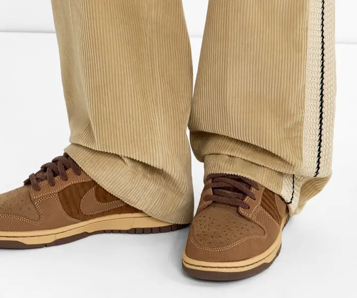 Alternative view of Giày Nike Dunk Low Retro Premium 'Light British Brown' IB7746-200