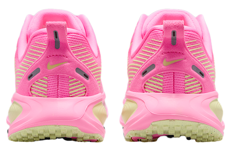 Alternative view of Giày Nike Vomero 18 'Pink Spell' HQ2157-601