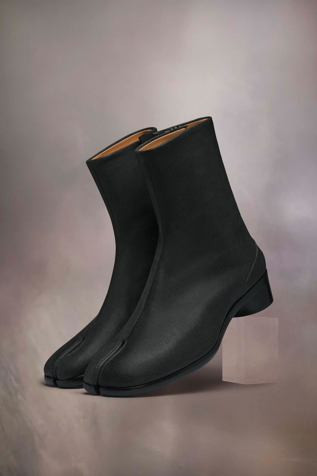 Alternative view of Giày Maison Margiela Tabi Boots 'Black' S57WU0153PR058T8013