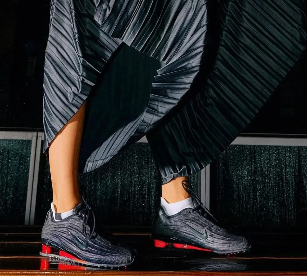 Alternative view of Giày Nike Shox Z 'University Red' HQ7540-002