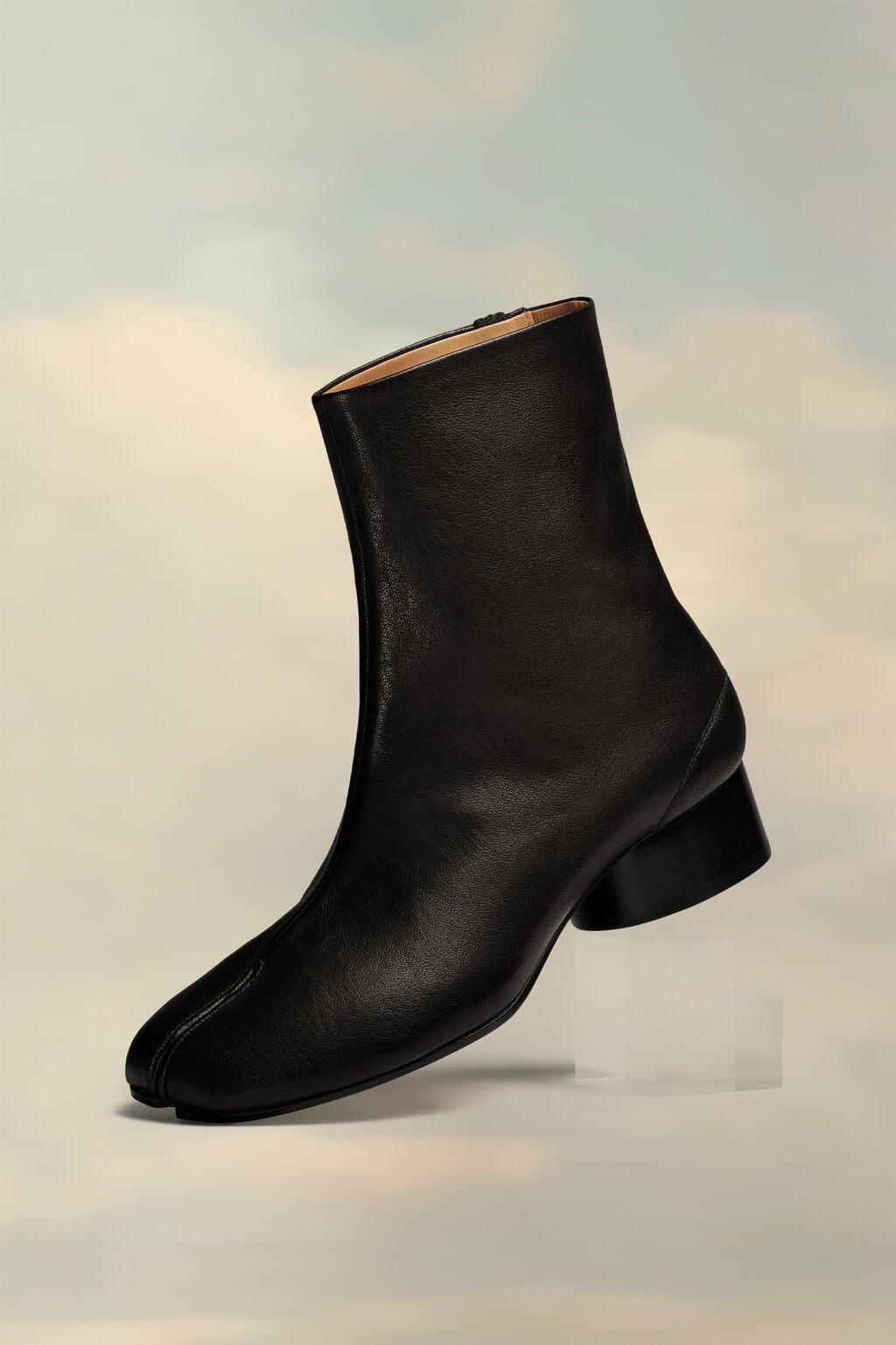 Alternative view of Giày Maison Margiela Tabi Boots 'Black' S58WU0273P3753T8013