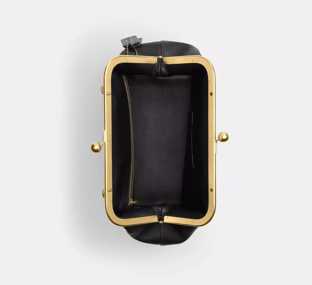 Alternative view of Túi Coach Kisslock Frame Bag 27 'Black' CDZ25-B4BK