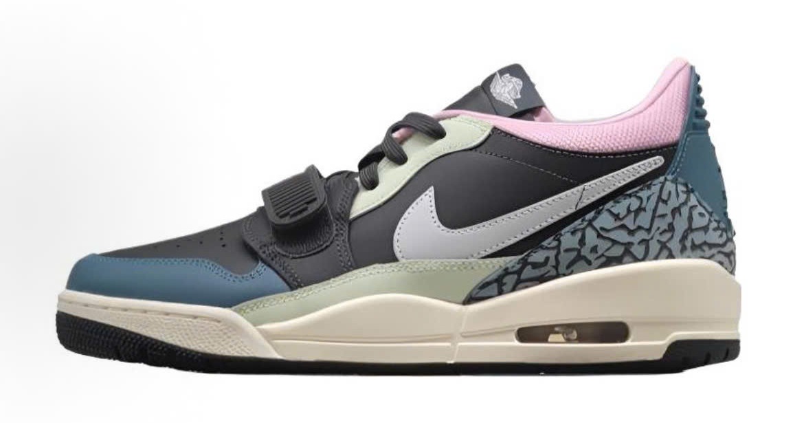 Alternative view of Giày Nike Air Jordan Legacy 312 'Blue' CD7069-007