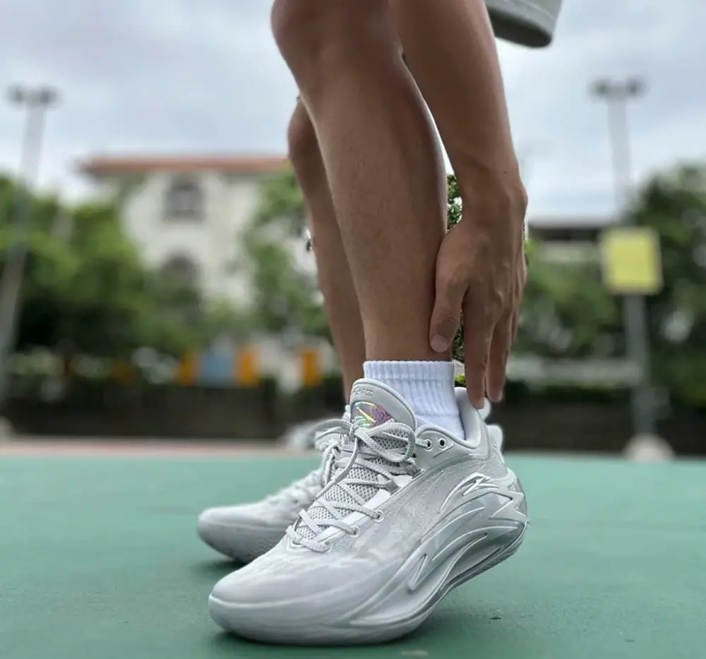Giày Anta Shock Wave 7 ‘Silver Wing’ 112531126-4 - Ảnh 4