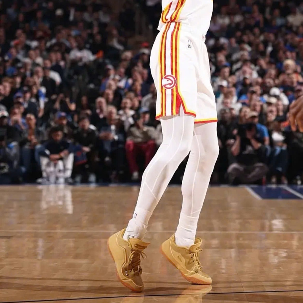Alternative view of Giày Nike LeBron XXIII 'Honor Society' IH1513-701