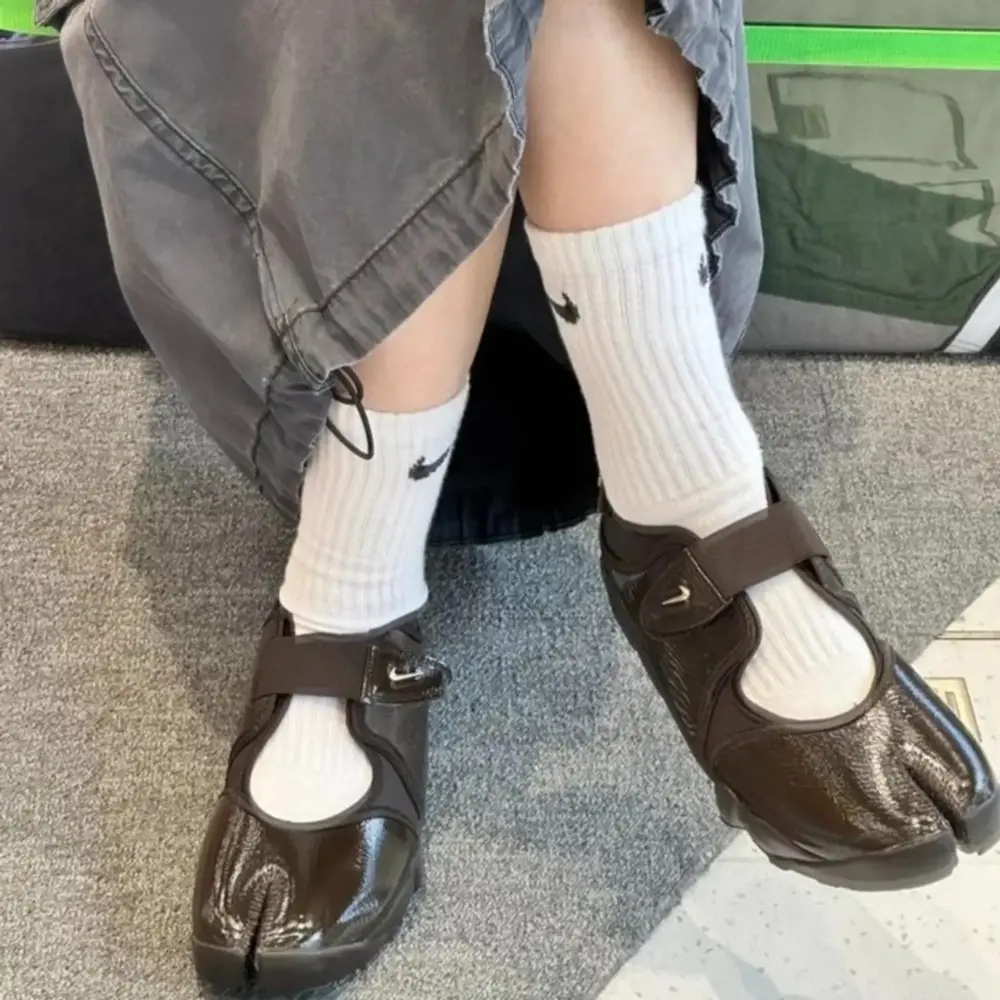 Alternative view of Giày Nike Air Rift ‘Velvet Brown’ IB8954-200
