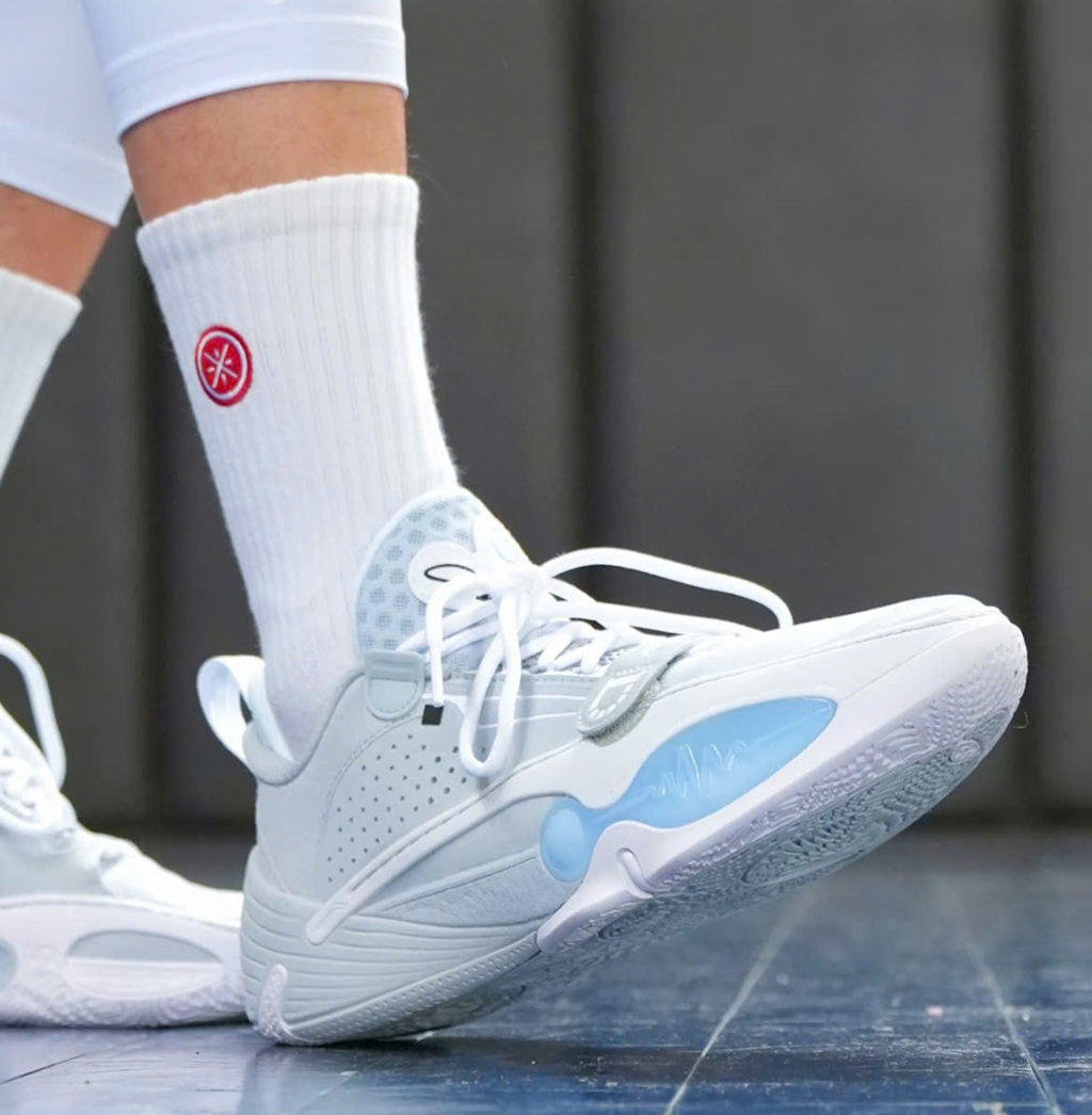 Alternative view of Giày Lining Wade All City 14 'Gray' ABAW001-8
