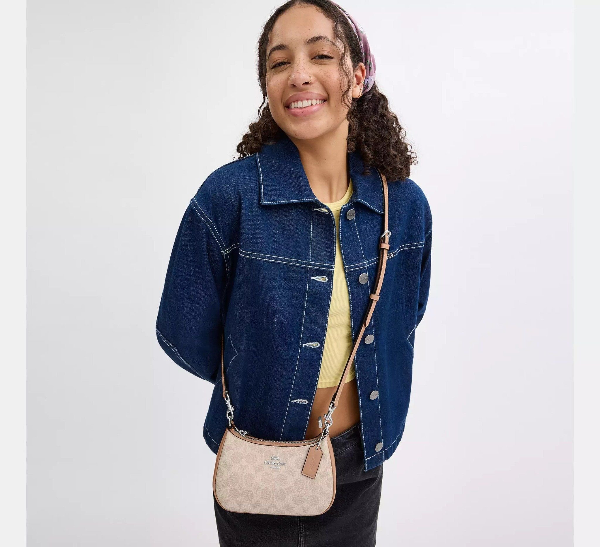 Alternative view of Túi Coach Teri Mini Crossbody Bag ‘Taupe’ CW323-SVPWH