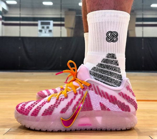 Alternative view of Giày Nike Ja 3 ‘Pink Foam’ IB4773-602