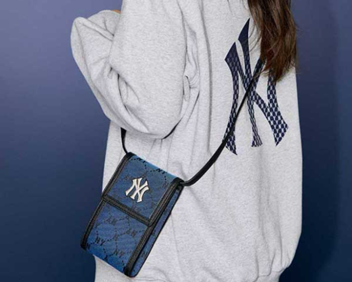 Alternative view of Túi MLB Monogram Diamond Jacquard ‘Blue’