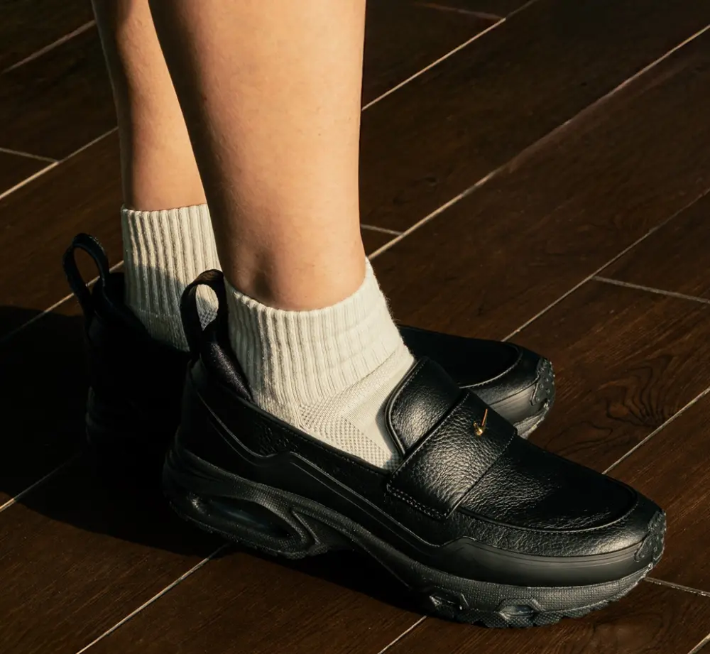 Alternative view of Giày Nike Air Max Phenomena ‘Black Metallic Gold’ IM8814-001