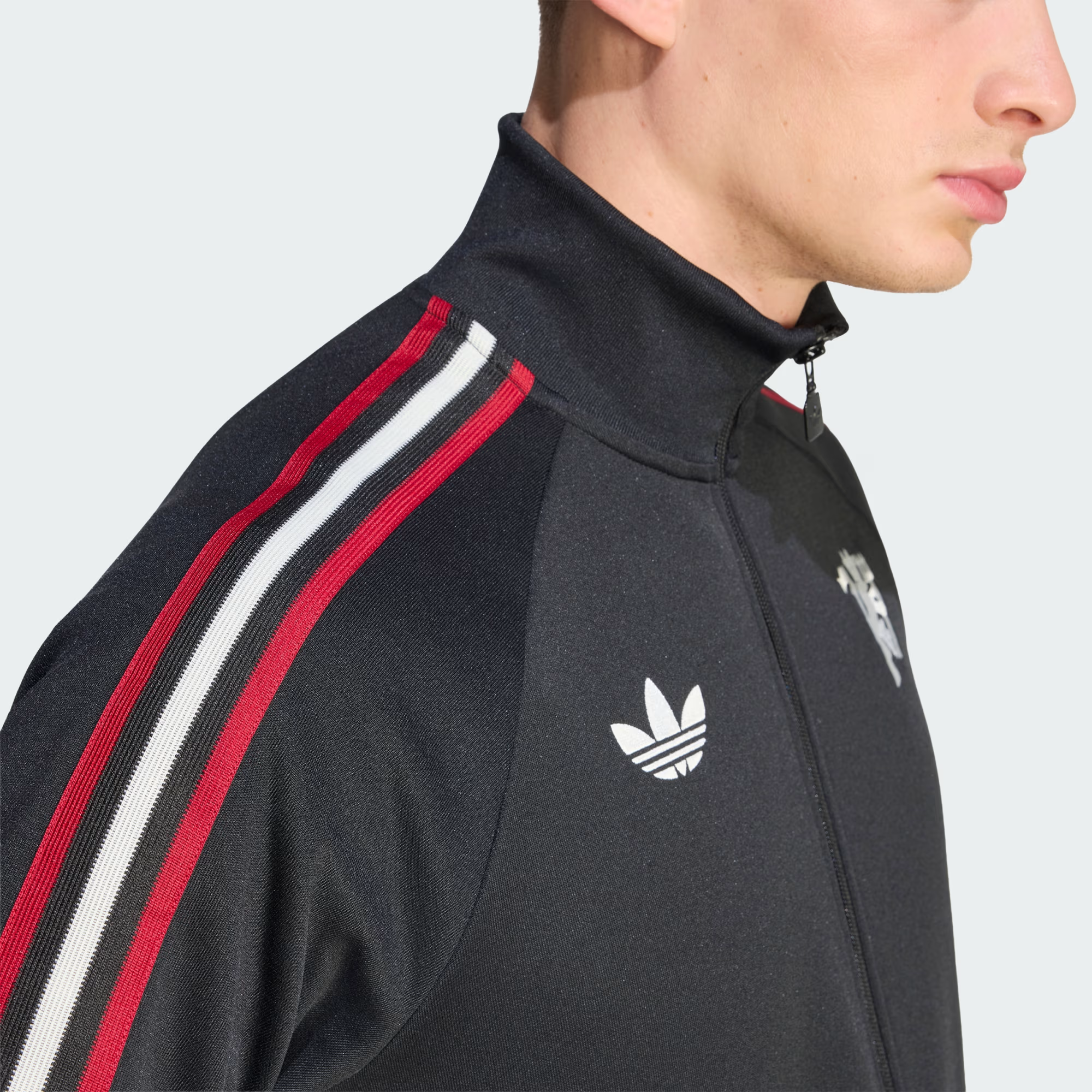 Alternative view of Áo adidas Manchester United Track Top ‘Black’ JZ2230