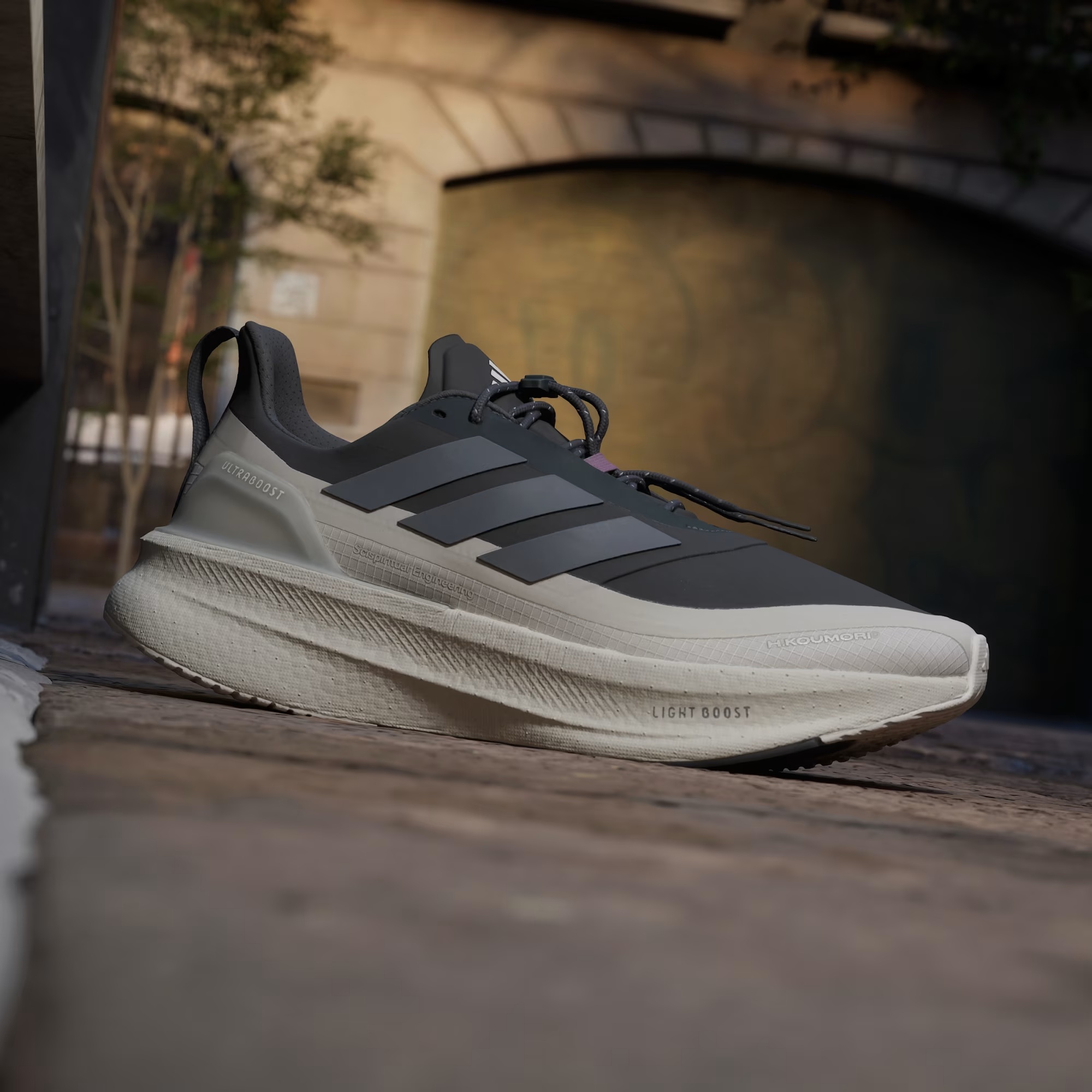 Alternative view of Giày adidas Ultraboost 5 Hermanos Koumori ‘Carbon’ JS2439