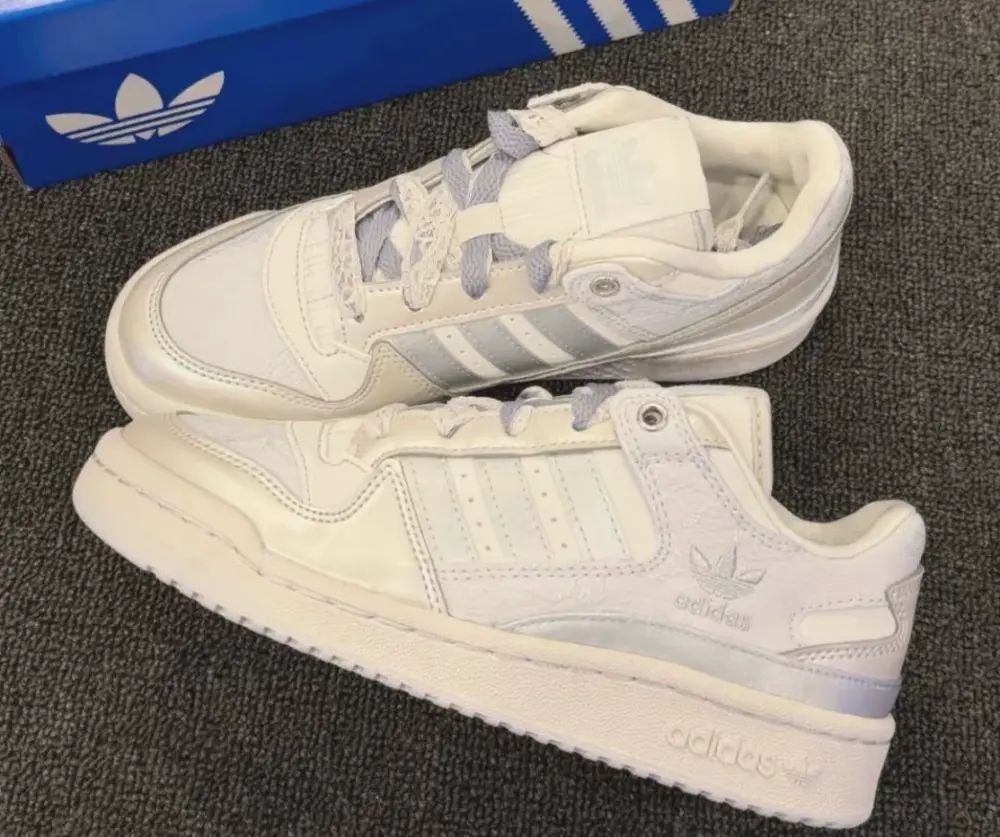 Alternative view of Giày Adidas Forum Low CL ‘White’ KZ7548