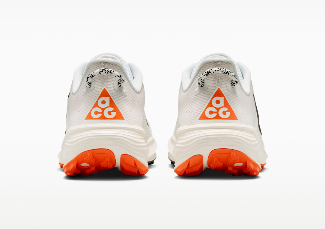 Alternative view of Giày Nike ACG Pegasus Trail ‘Orange Black’ HV8116-103