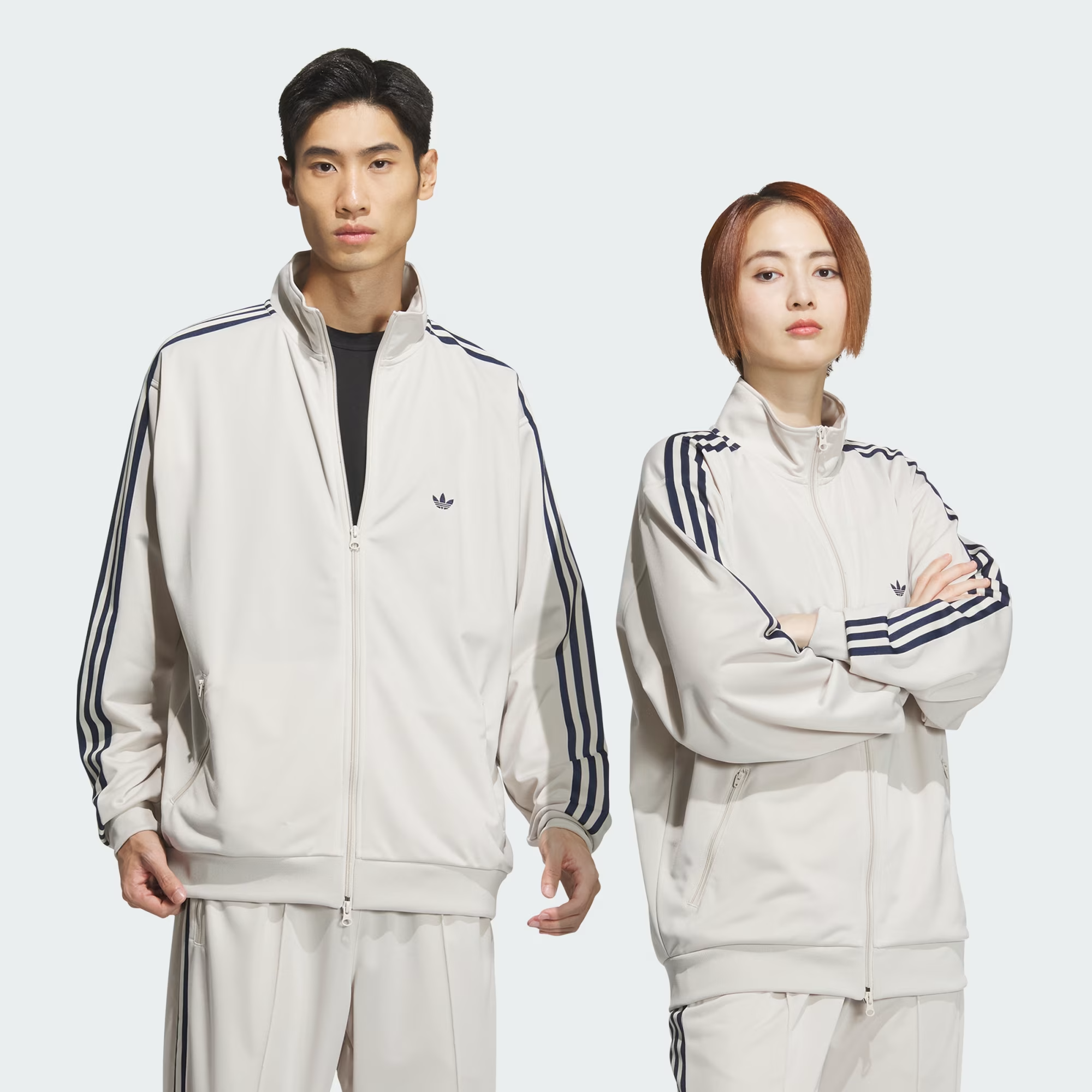 Alternative view of Áo adidas Track Jacket Asia Sizing ‘Beige’ IZ4922