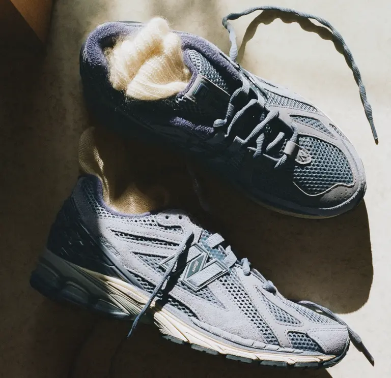 Alternative view of Giày New Balance 1906R 'Flint Stone' M1906RAL