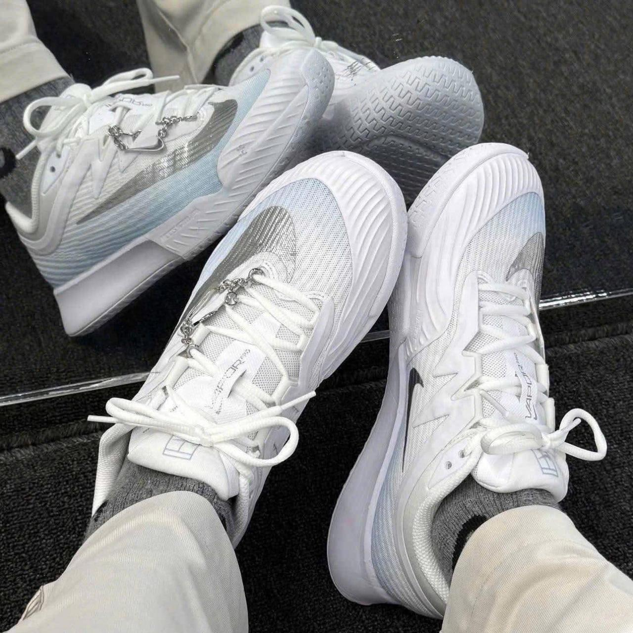 Alternative view of Giày Nike Vapor Pro 3 Low ‘White Blue’ IR8252-401